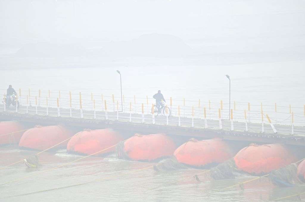 Breaking News: Prayagraj Weather Update, Cold Conditions Persist